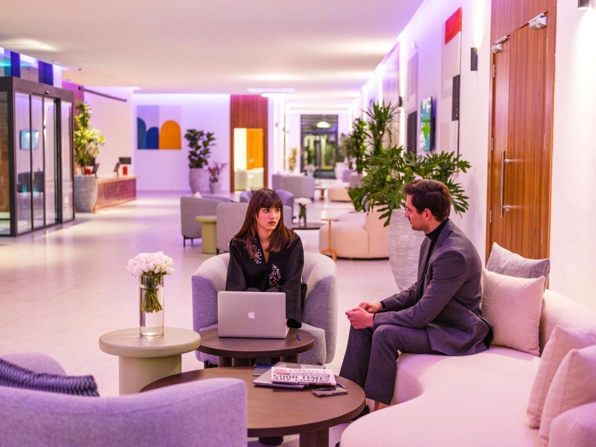 The View Bouznika Hotel Buitenkant foto Lobby of the hotel