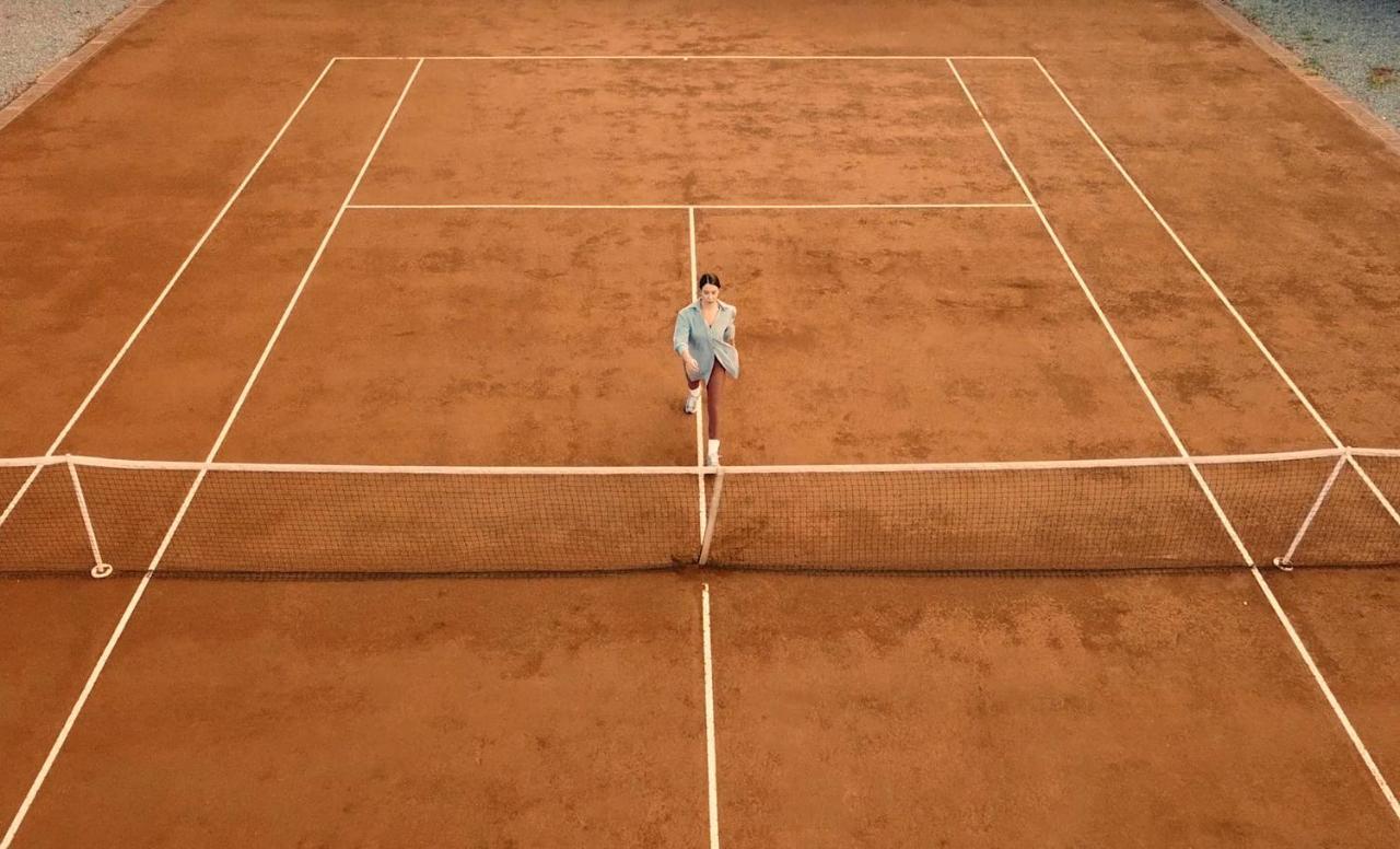 The View Bouznika Hotel Buitenkant foto Rafael Nadal at the French Open