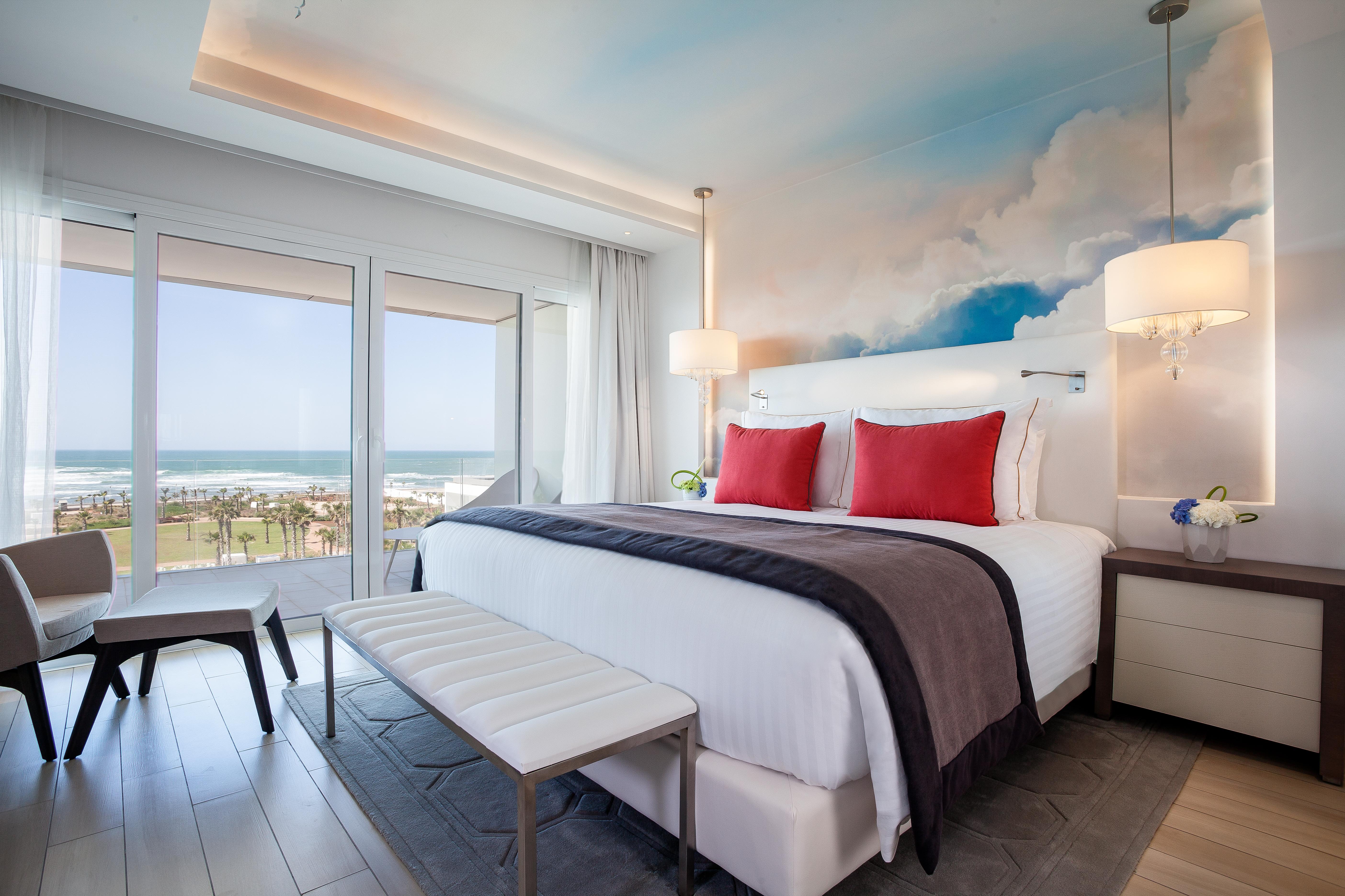 The View Bouznika Hotel Buitenkant foto A bedroom at The Pearl