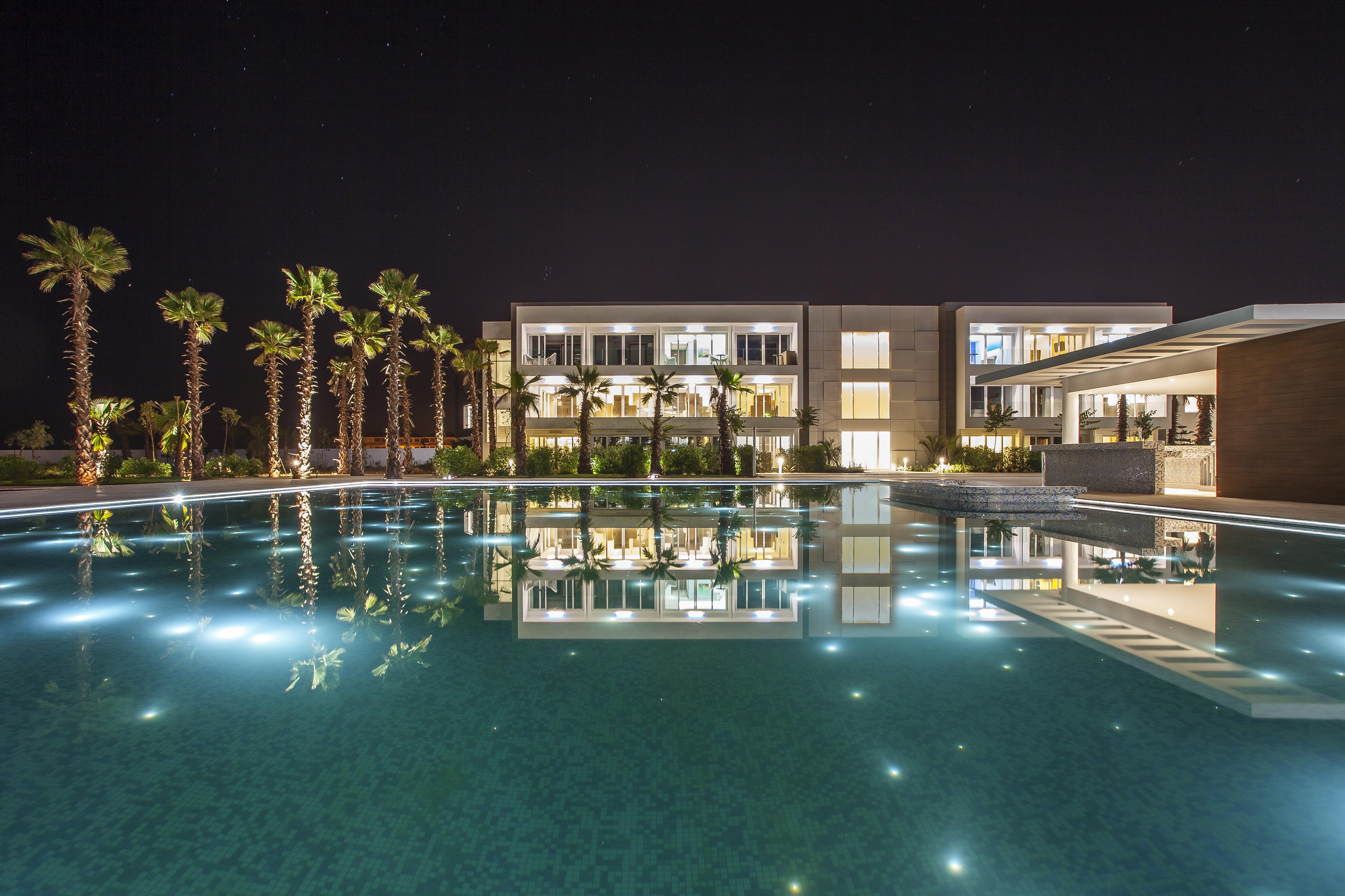 The View Bouznika Hotel Buitenkant foto The Village